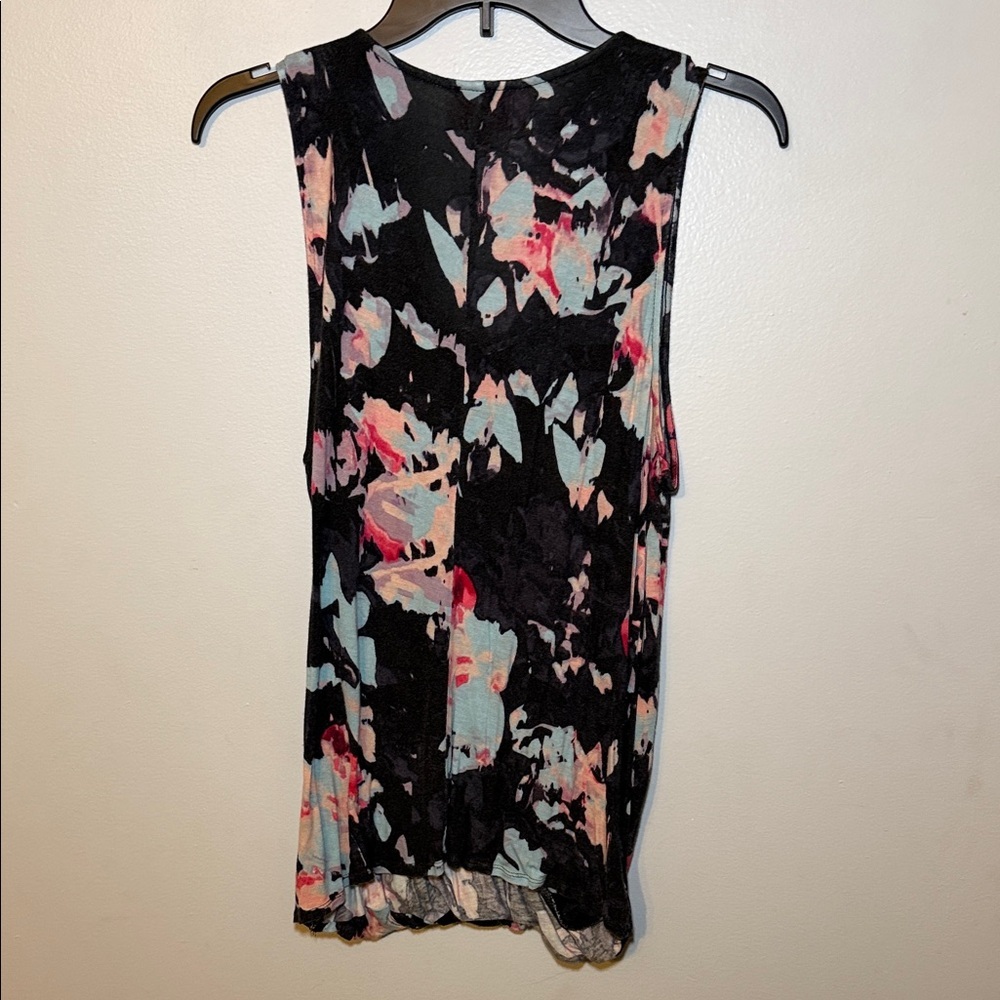 Jennifer Lopez Multicolor Lace-Up Tank Top - Picture 5 of 5